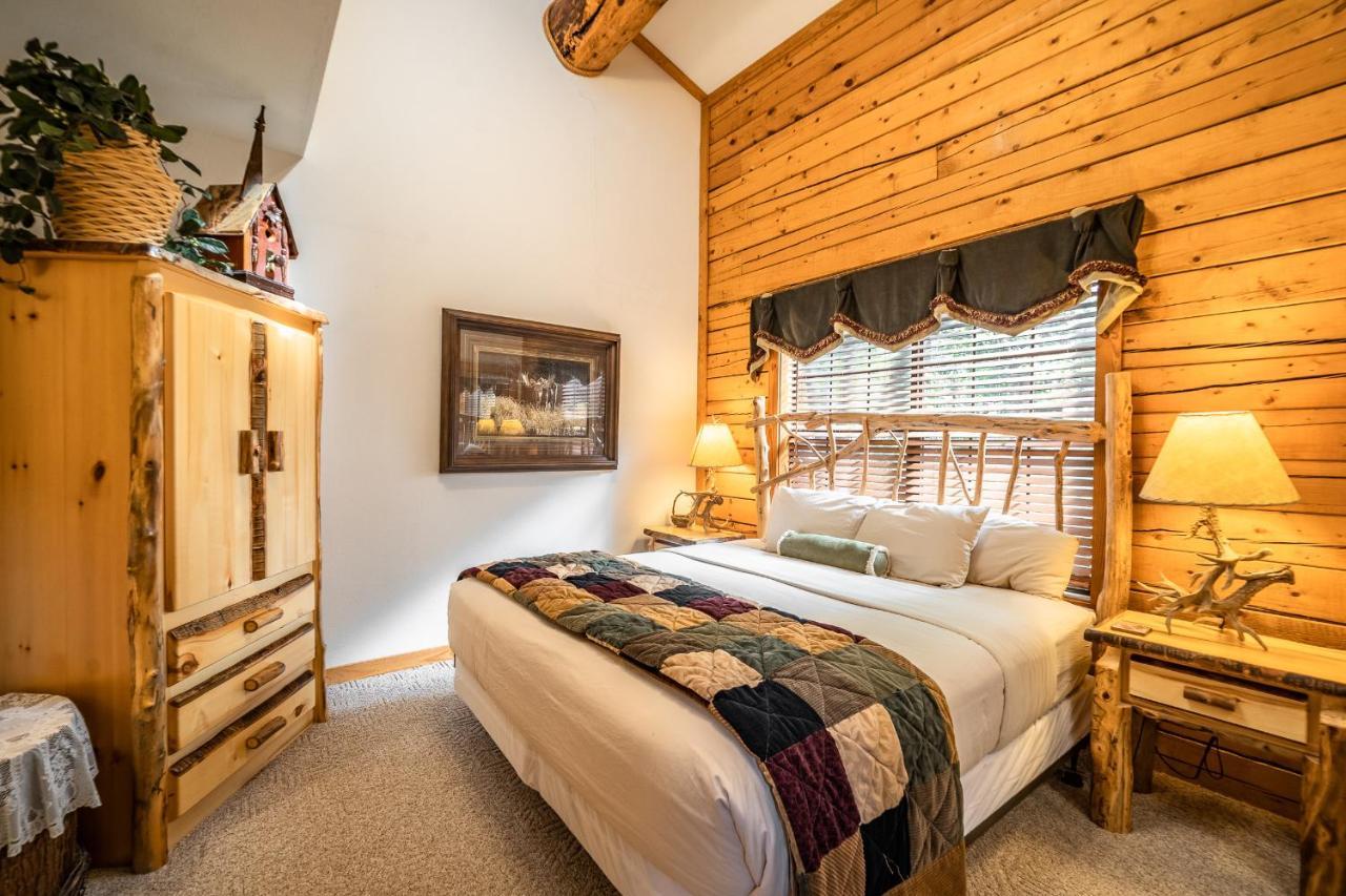 Cabins At Grand Mountain Branson Exterior foto