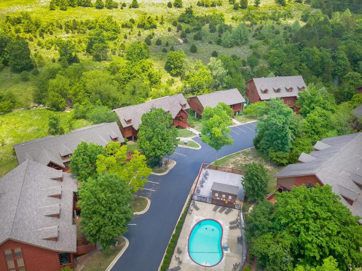 Cabins At Grand Mountain Branson Exterior foto