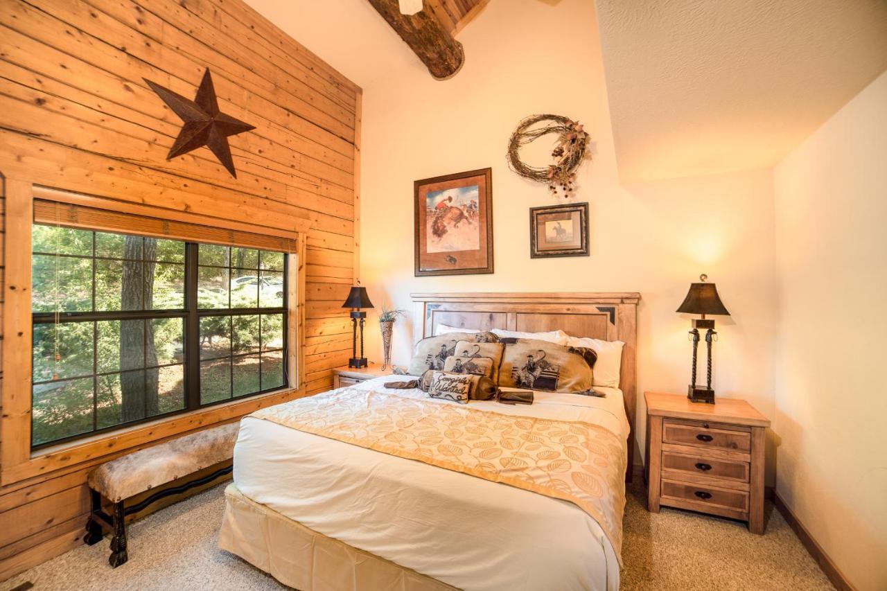 Cabins At Grand Mountain Branson Exterior foto